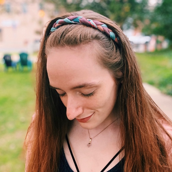 3 Strand Braided Tees Headband - 100% upcycled! - Picture 4 of 5